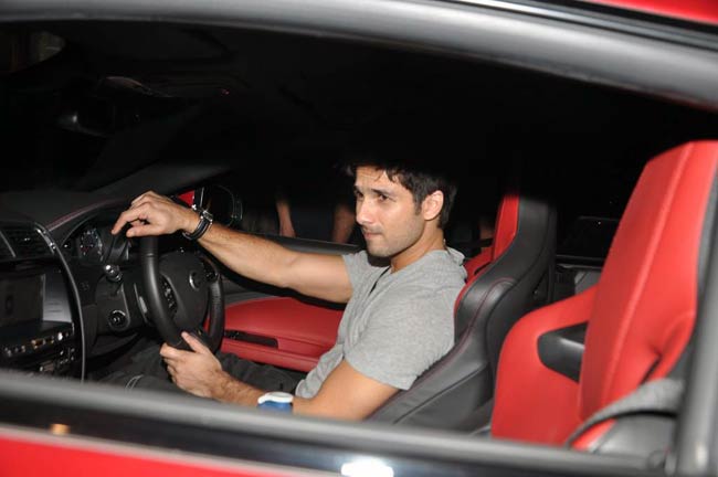 जोया की बर्थ डे पार्टी में पहुंचे बॉलीवुड सितारे | हॉट हसीनाएं