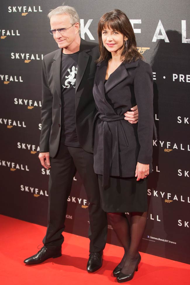 बॉन्ड की फिल्म 'स्काईफाल' का वर्ल्ड प्रीमियर | बॉन्‍ड गर्ल टोनिया