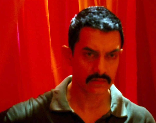 आमिर की फिल्म 'तलाश' का फर्स्‍ट लुक | आमिर खान