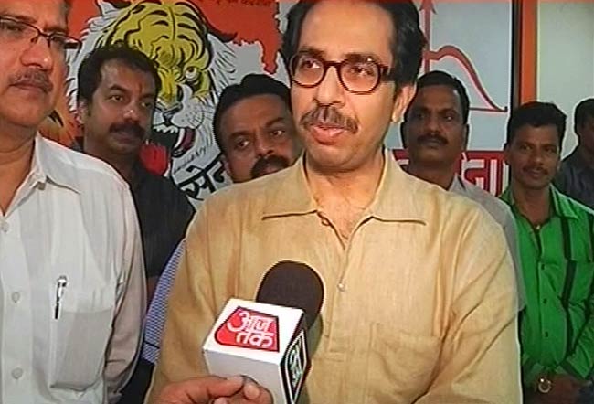 25 अक्टूबर 2012: तस्वीरों में दिनभर की बड़ी खबरें | पढ़ें