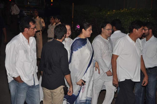 यश चोपड़ा के चौथे पर पहुंचे बॉलीवुड सितारे | 'जब तक है जान'