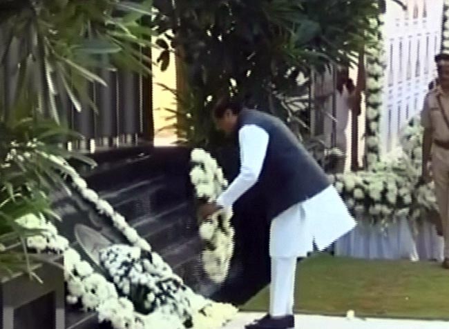 26/11 की बरसी, शहीदों को किया याद | कसाब को फांसी