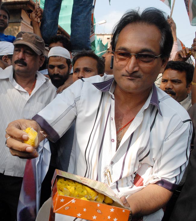 कसाब को फांसीः देशभर में मना जश्न | कसाब को फांसी