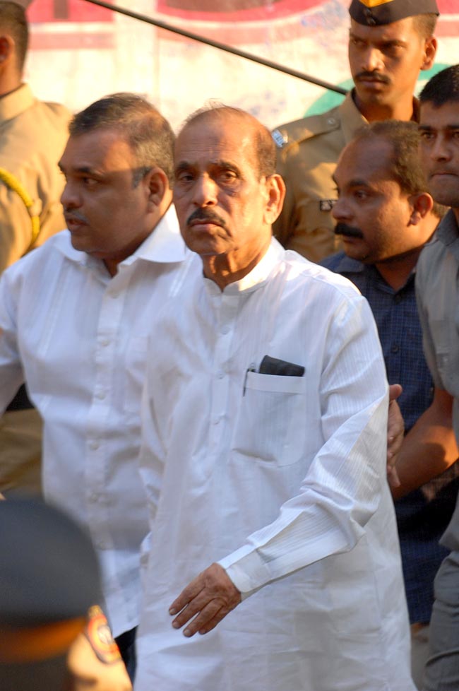 बाल ठाकरे का निधन, शोकाकुल हुआ पूरा देश