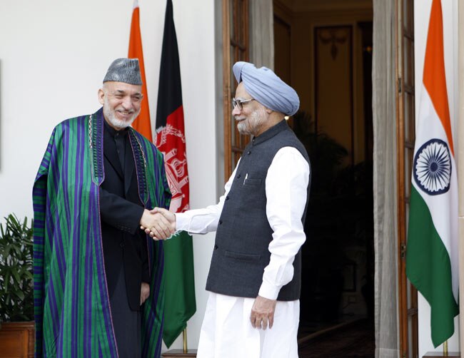 प्रधानमंत्री मनमोहन से मिले अफगानिस्तान के राष्ट्रपति हामिद करजई