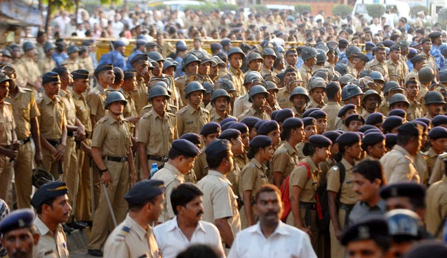 बाल ठाकरे का निधन, शोकाकुल हुआ पूरा देश