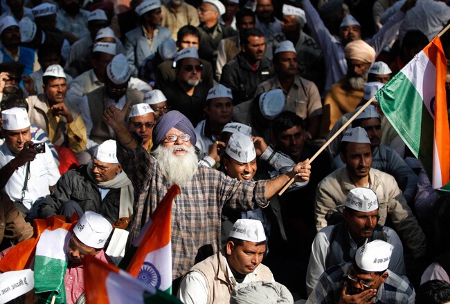 केजरीवाल की 'AAP' से जुड़े देश के लाखों आम आदमी