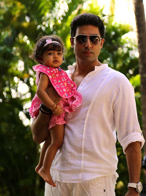 आराध्या बच्चन को जन्मदिन पर मिली BMW कार | आराध्‍या की झलक