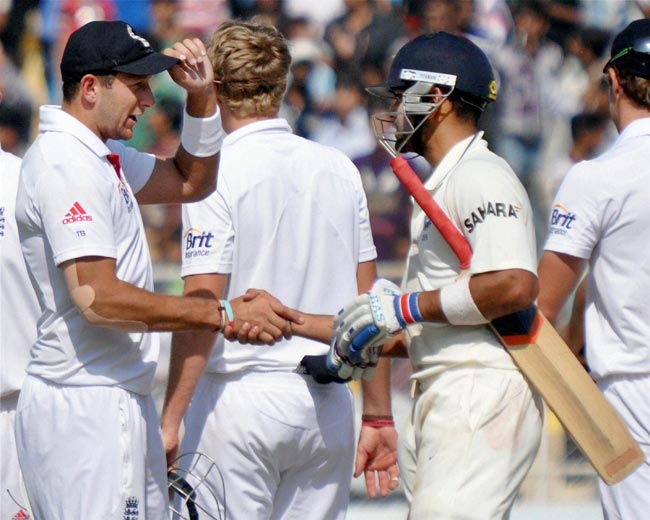 पहले टेस्‍ट में भारत ने इंग्‍लैंड को 9 विकेट से रौंदा