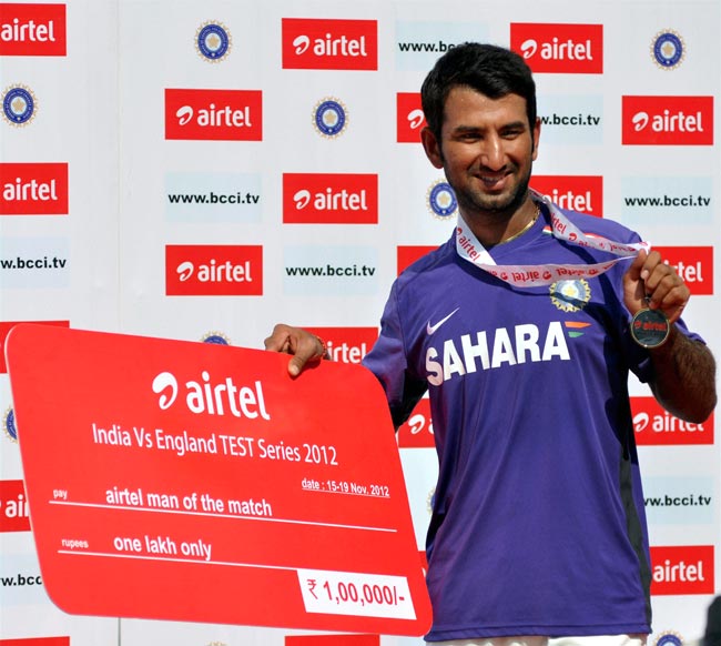 पहले टेस्‍ट में भारत ने इंग्‍लैंड को 9 विकेट से रौंदा