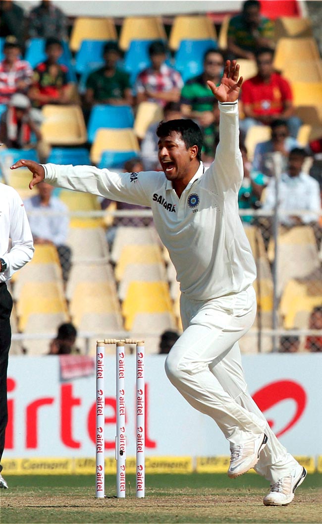 पहले टेस्‍ट में भारत ने इंग्‍लैंड को 9 विकेट से रौंदा