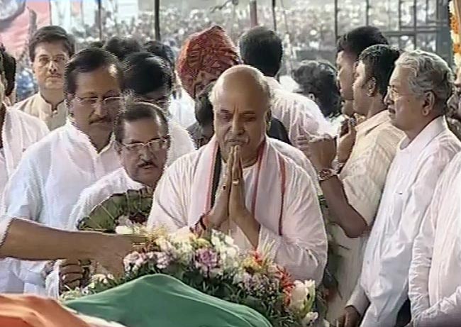 पंचतत्व में विलीन हुए बालासाहेब ठाकरे  | अंतिम यात्रा