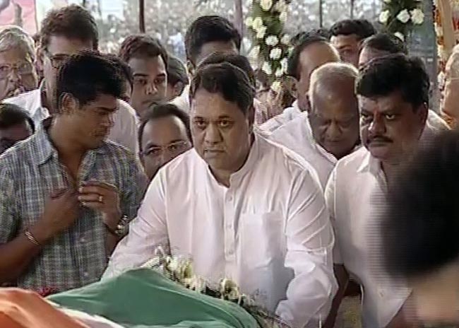 पंचतत्व में विलीन हुए बालासाहेब ठाकरे  | अंतिम यात्रा