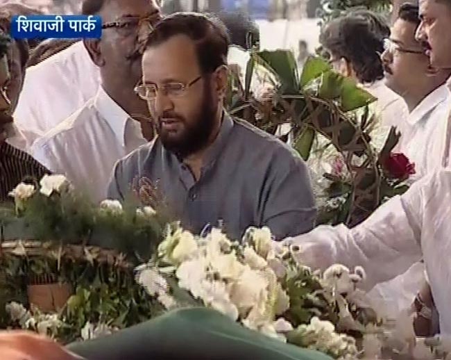 पंचतत्व में विलीन हुए बालासाहेब ठाकरे  | अंतिम यात्रा