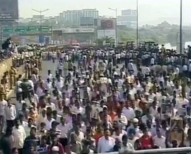 बाला साहेब ठाकरे की अंतिम यात्रा | नहीं रहे बाला साहेब