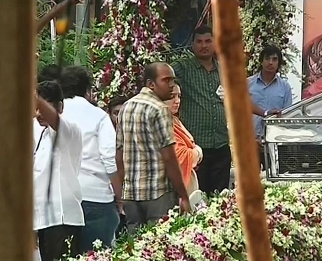 बाला साहेब ठाकरे की अंतिम यात्रा | नहीं रहे बाला साहेब