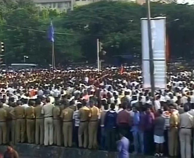 बाला साहेब ठाकरे की अंतिम यात्रा | नहीं रहे बाला साहेब