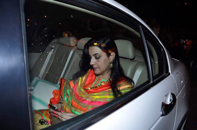 'बिग बी' की पार्टी में जुटे सितारे | अनदेखे बिग बी...