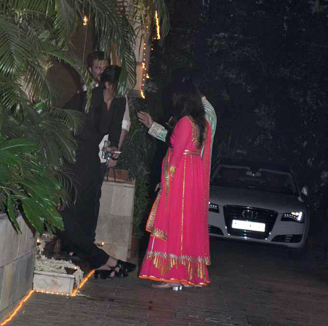 'बिग बी' की पार्टी में जुटे सितारे | अनदेखे बिग बी...