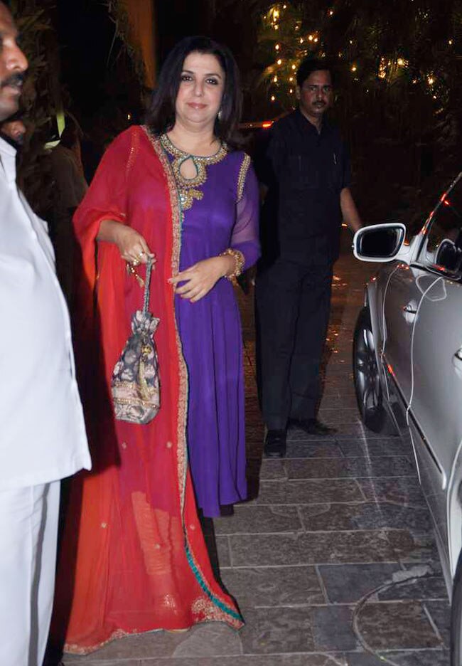 'बिग बी' की पार्टी में जुटे सितारे | अनदेखे बिग बी...