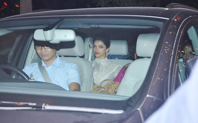 'बिग बी' की पार्टी में जुटे सितारे | अनदेखे बिग बी...