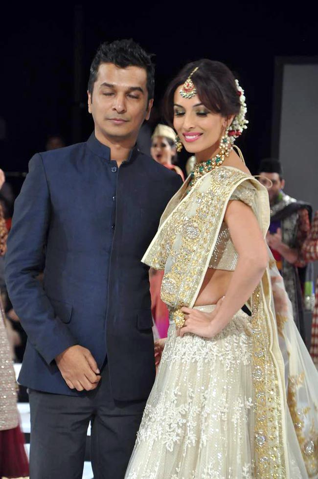 ब्लेंडर्स प्राइड फैशन टूर 2012 में हसीनों का जलवा  | ग्लैमर का तड़का