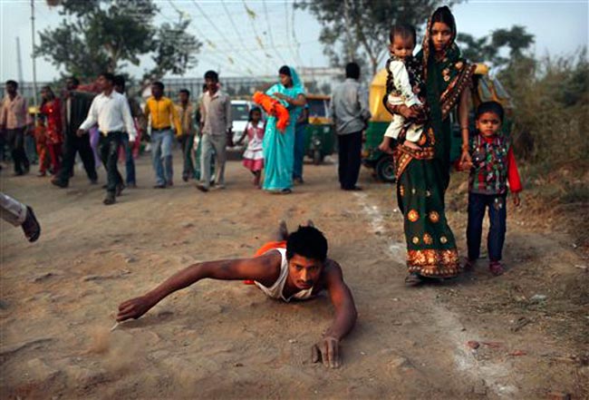 देशभर में छठ पूजा की धूम | छठ पूजा पर हादसा