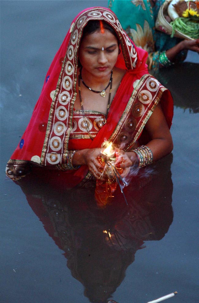 देशभर में छठ पूजा की धूम | छठ पूजा पर हादसा