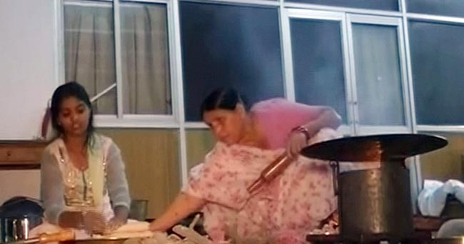 देशभर में छठ पूजा की धूम | छठ पूजा पर हादसा