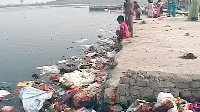 देशभर में छठ पूजा की धूम | छठ पूजा पर हादसा