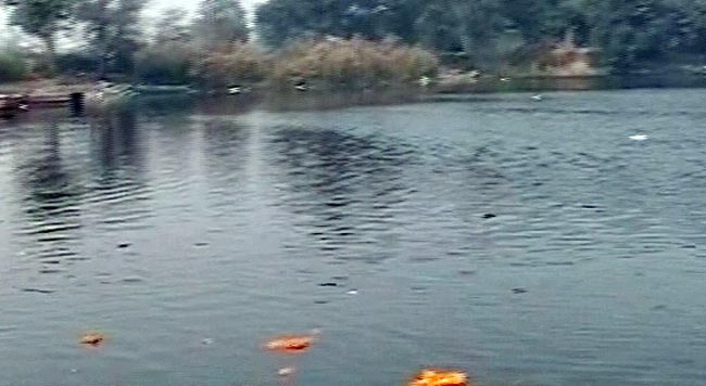 देशभर में छठ पूजा की धूम | छठ पूजा पर हादसा