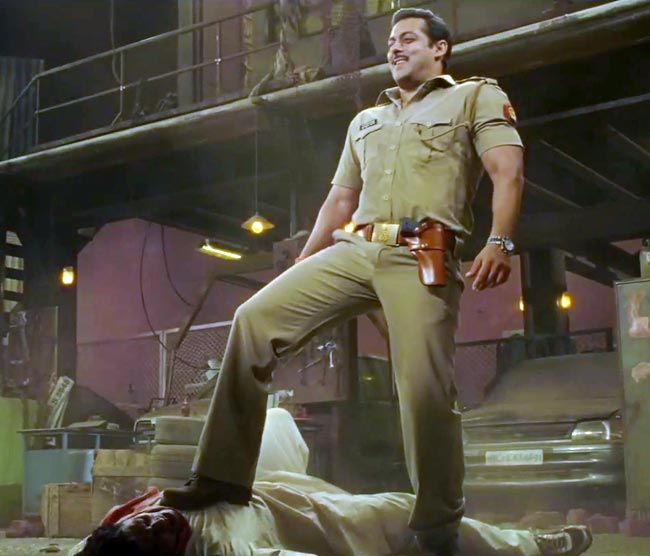 तस्वीरों में 'दबंग 2' की कहानी | सोनाक्षी की अनदेखी तस्वीरें