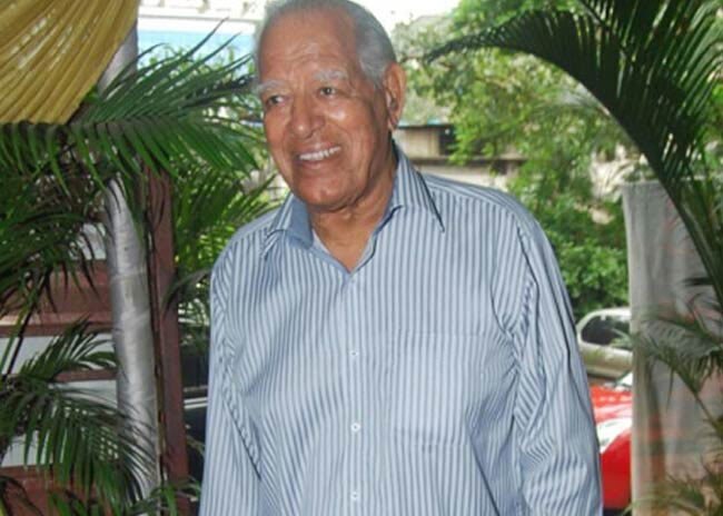 वर्ष 2012 में जुदा हुई जानी-मानी हस्तियां