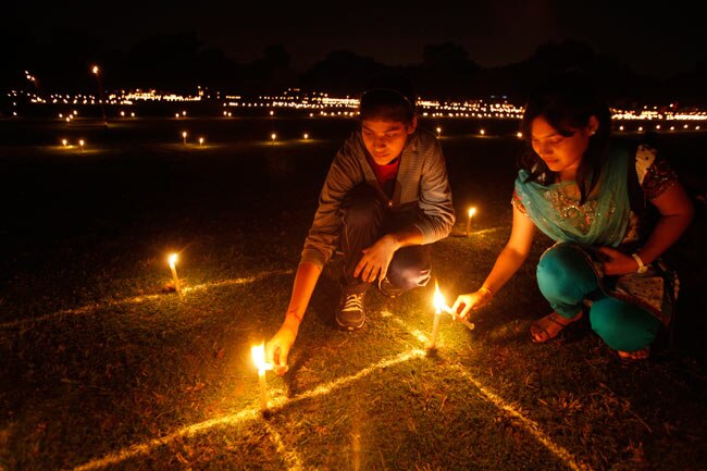 दीपावली के मौके पर देशभर में धूम | पढ़ें
