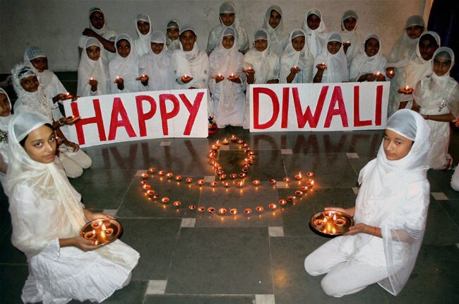 दीपावली के मौके पर देशभर में धूम | पढ़ें