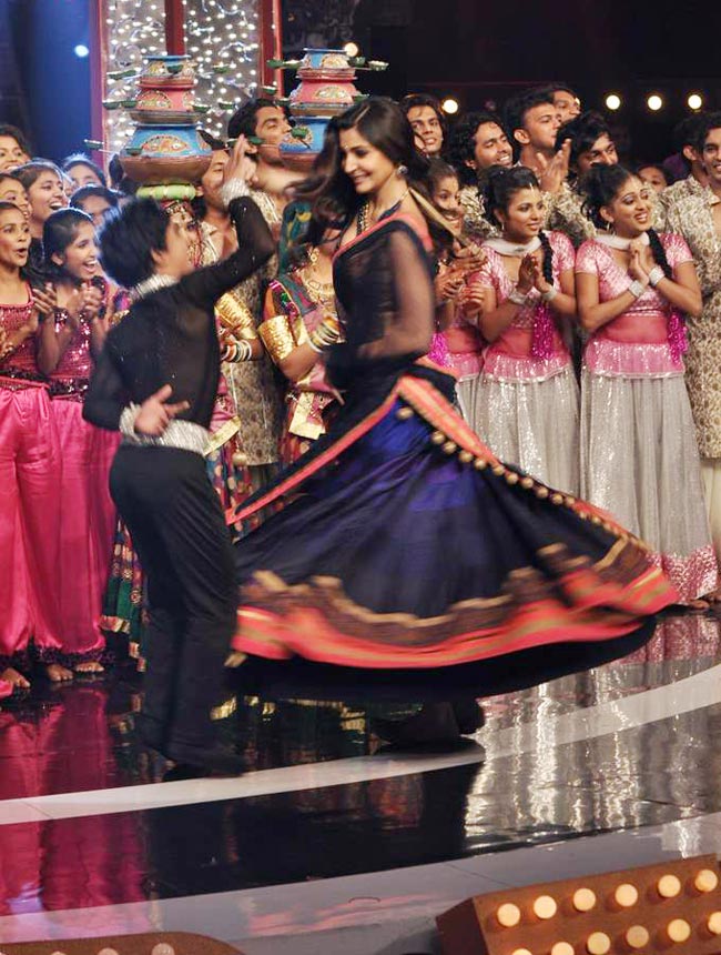 ...जब शाहरुख, कैटरीना, अनुष्का ने मिलकर मचाई धूम