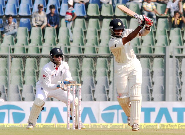 मुंबई टेस्ट Day-2: मुश्किल में फंसी टीम इंडिया