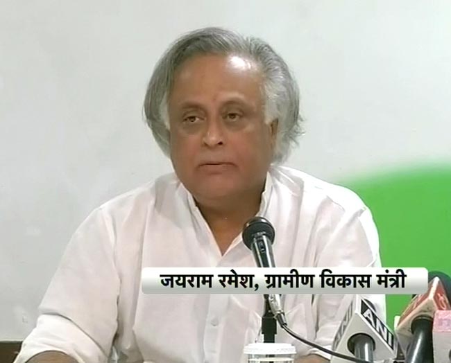 27 नवंबर 2012: तस्वीरों में दिनभर की बड़ी खबरें | पढ़ें