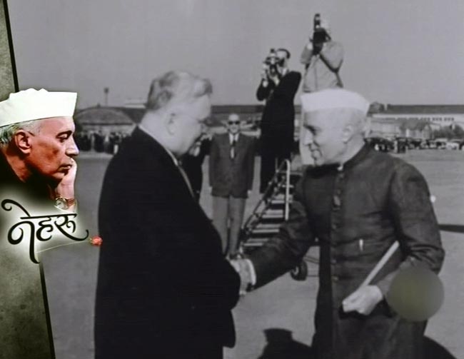 आज भी सबके दिलों में जिंदा हैं पंडित जवाहरलाल नेहरू...