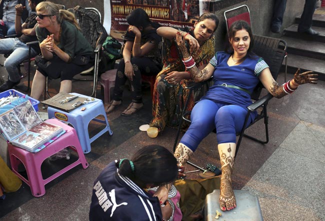 सुहाग की सलामती का पर्व करवाचौथ