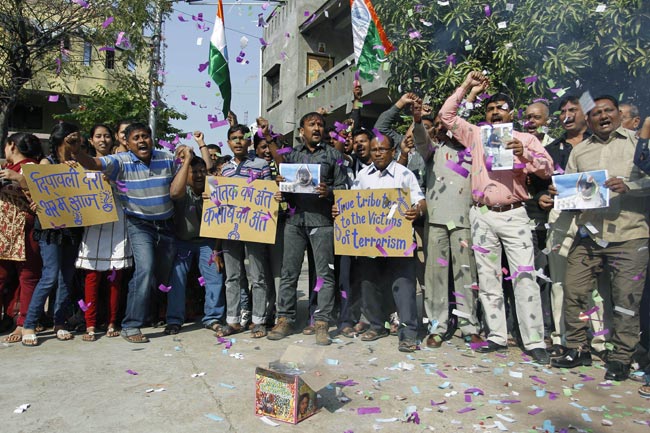 कसाब को फांसीः देशभर में मना जश्न | कसाब को फांसी