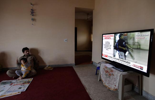 कसाब को फांसीः देशभर में मना जश्न | कसाब को फांसी