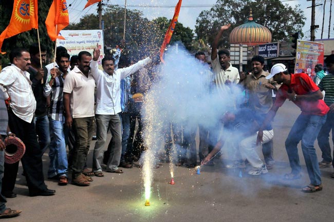 कसाब को फांसीः देशभर में मना जश्न | कसाब को फांसी