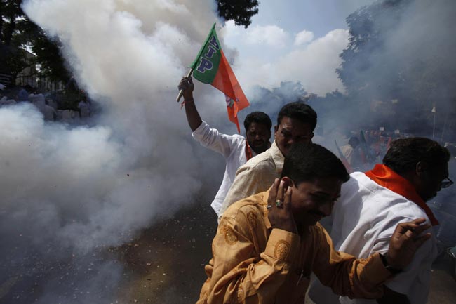 कसाब को फांसीः देशभर में मना जश्न | कसाब को फांसी