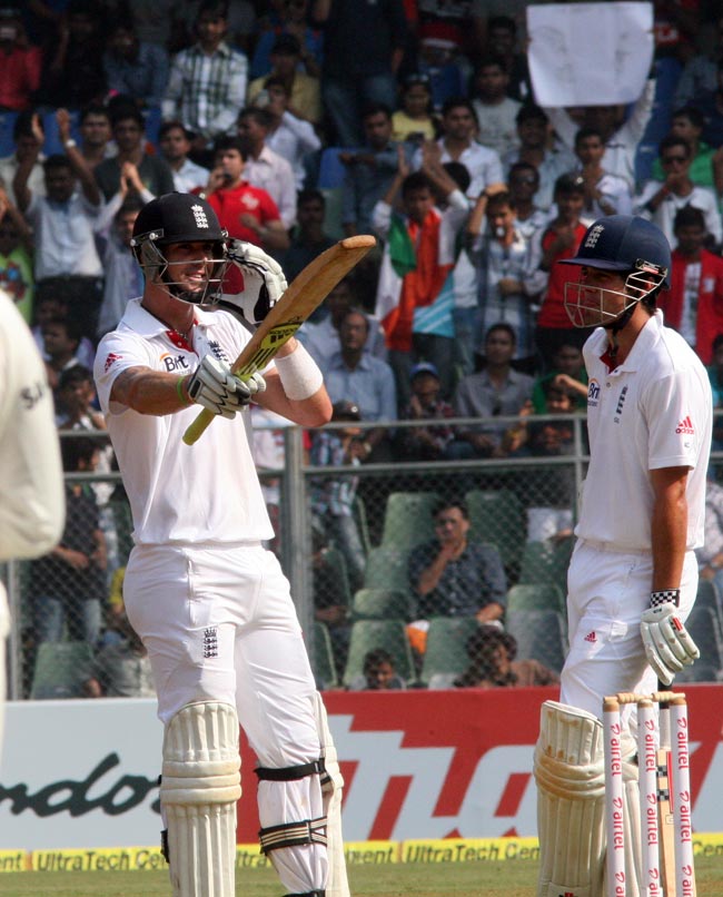 पीटरसन और पनेसर ने टीम इंडिया का बाजा बजाया