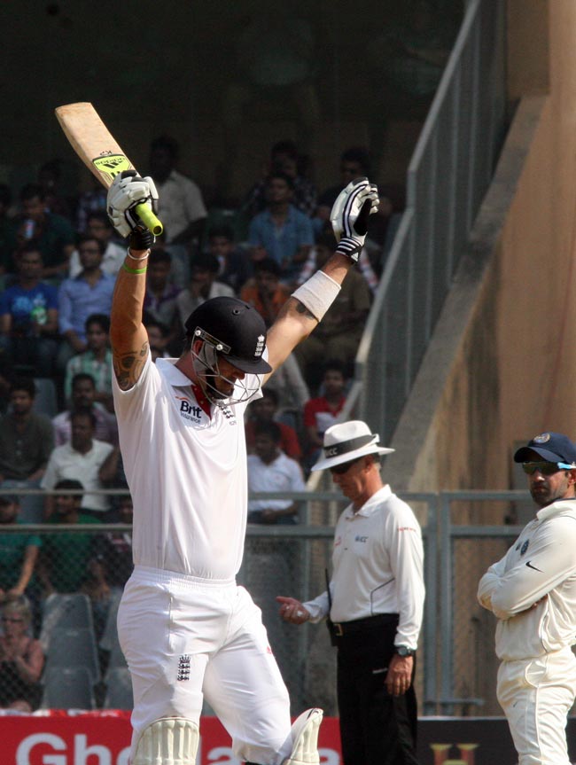 पीटरसन और पनेसर ने टीम इंडिया का बाजा बजाया