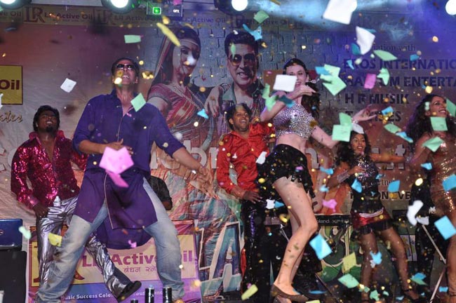 'खिलाड़ी-786' के सितारों का जलवा | फर्स्ट लुक