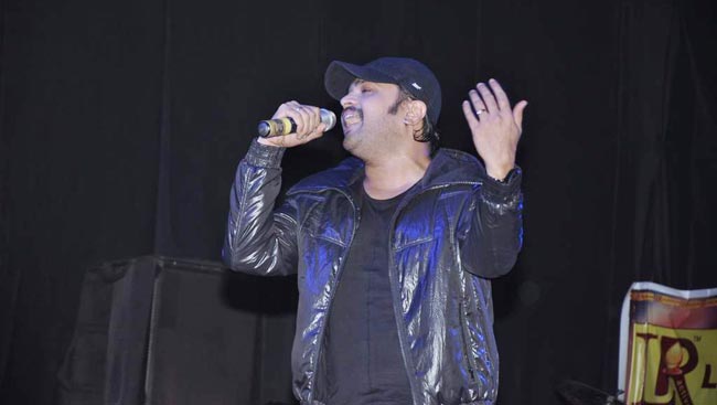 'खिलाड़ी-786' के सितारों का जलवा | फर्स्ट लुक