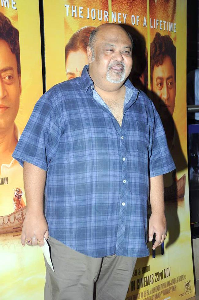 फिल्‍म 'लाइफ ऑफ पाई' का प्रीमियर...| कवर पेज पर सितारे