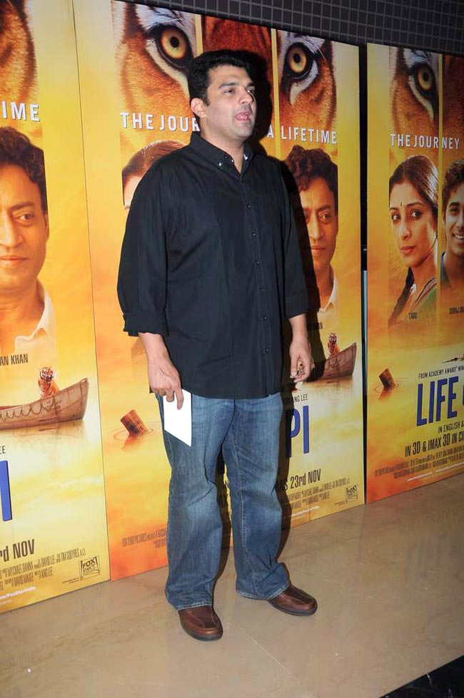 फिल्‍म 'लाइफ ऑफ पाई' का प्रीमियर...| कवर पेज पर सितारे